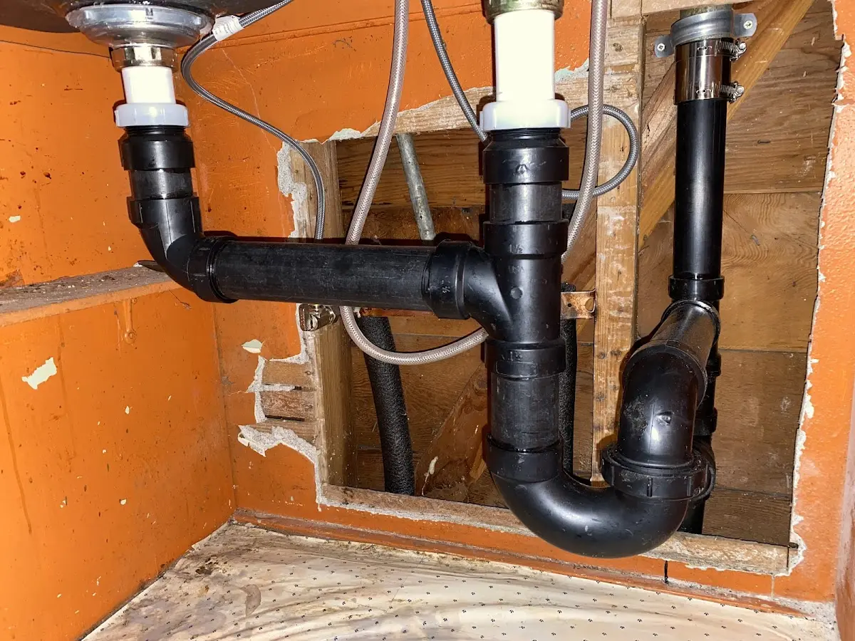 Professional Pipe Bursting equipment and tools on the job in Dilley